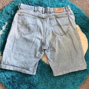 Lee lightwash jorts size 34